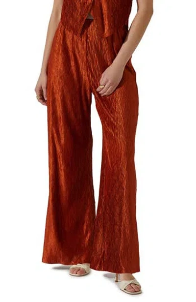 Astr The Label Plissé Wide Leg Pants In Rust