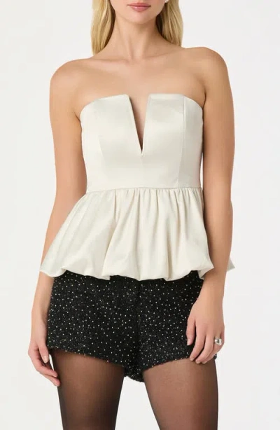 Astr The Label Satin Strapless Plunge Peplum Top In White