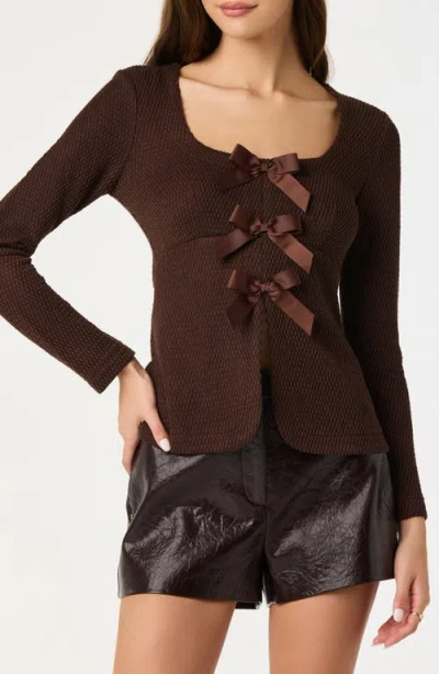 Astr The Label Split Front Bow Top In Brown