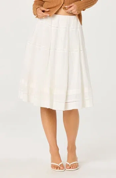 Astr The Label Wrenlee Lace Trim Skirt In White