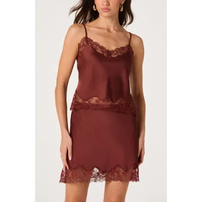 Astr The Label Yulissa Lace Trim Camisole In Burgundy