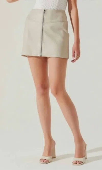 Astr Tracy Faux Leather Zip Skirt In Ecru In White