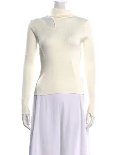 Pre-owned Astr Turtleneck Sweater In White