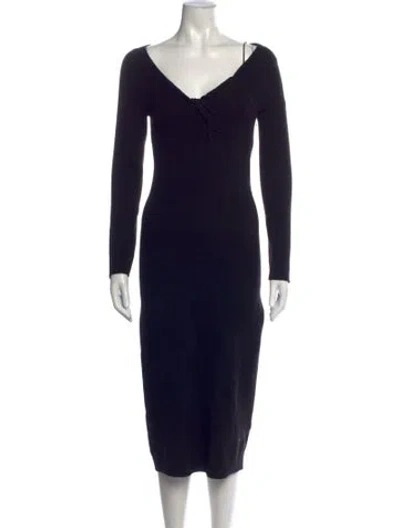 Pre-owned Astr V-neck Knee-length Dress In Black