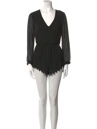 Pre-owned Astr V-neck Romper In Black