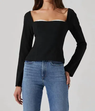 Astr Whitley Long Sleeve Top In Black
