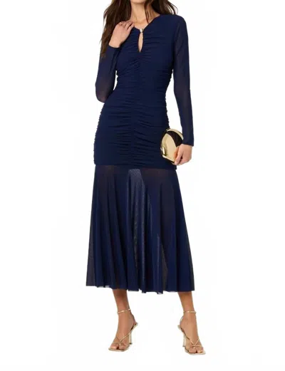 Astr Yasmine Ruched Long Sleeve Midi Dress In Navy In Blue