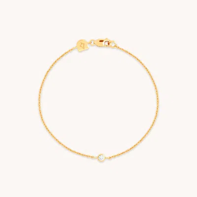Astrid &amp; Miyu Bezel Charm Bracelet In Gold