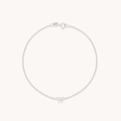Astrid &amp; Miyu Bow Charm Shoreditch Chain Bracelet In Metallic