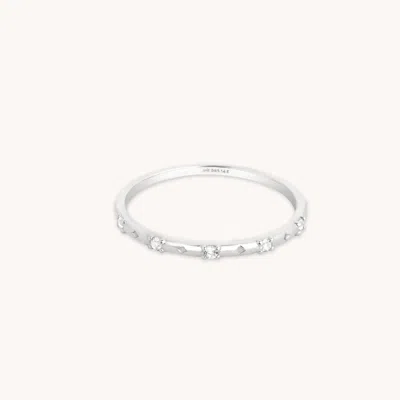 Astrid &amp; Miyu Cosmic Star Topaz Band Ring In Solid White Gold In Metallic