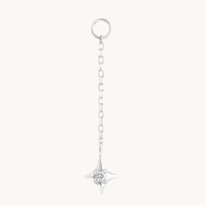 Astrid &amp; Miyu Four Point Star Piercing Chain In Metallic