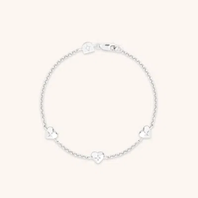 Astrid &amp; Miyu Heart Charm Bracelet In White