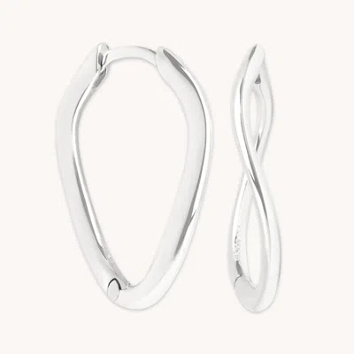 Astrid &amp; Miyu Infinite Hoops In Solid White Gold In Metallic