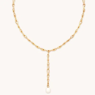 Astrid &amp; Miyu Infinity Pearl Lariat Necklace In Gold