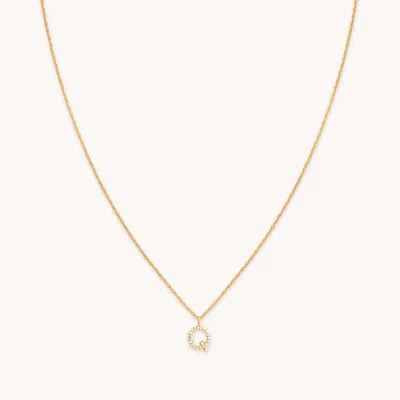 Astrid &amp; Miyu Initial Pave Pendant Necklace Q In Gold