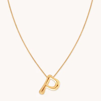 Astrid &amp; Miyu Initial Pendant Necklace P In Gold