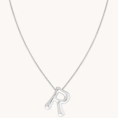 Astrid &amp; Miyu Initial Pendant Necklace R In Silver In Metallic
