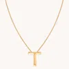 Astrid &amp; Miyu Initial Pendant Necklace T In Gold