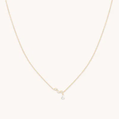 Astrid &amp; Miyu Lab Diamond Marquise Cluster Pendant In Gold
