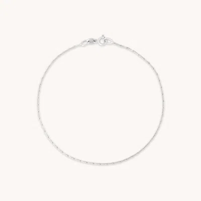 Astrid &amp; Miyu Marylebone Chain Bracelet In Solid White Gold