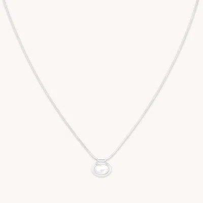 Astrid &amp; Miyu Mop Pendant Necklace In Metallic