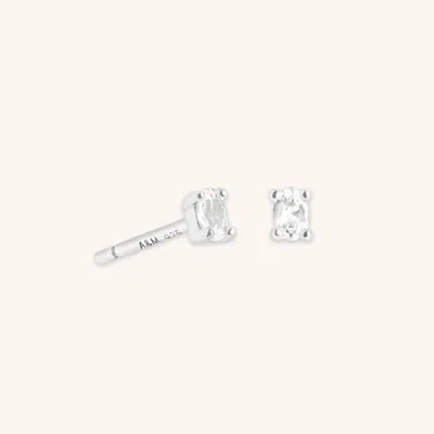 Astrid &amp; Miyu Oval Studs