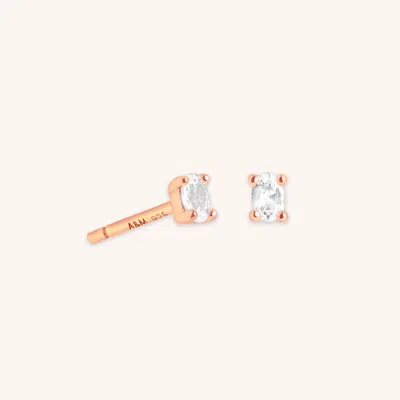 Astrid &amp; Miyu Oval Studs