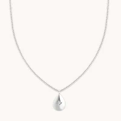 Astrid &amp; Miyu Pear Pendant Necklace In Silver In Metallic