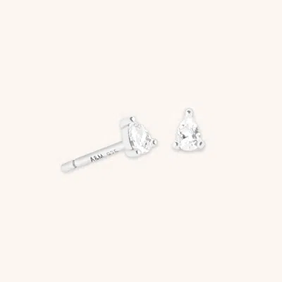 Astrid &amp; Miyu Pear Studs