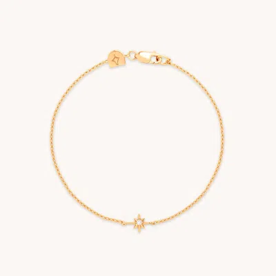 Astrid &amp; Miyu Shooting Star Pendant Bracelet In Gold