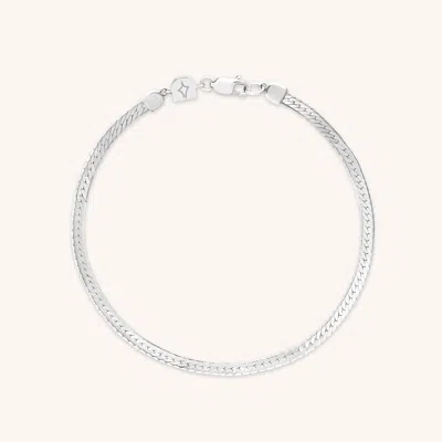 Astrid &amp; Miyu Snake Chain Bracelet In White