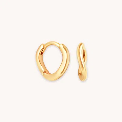 Astrid &amp; Miyu Wave Huggie Hoops In Gold | 7mm | Jewellery By