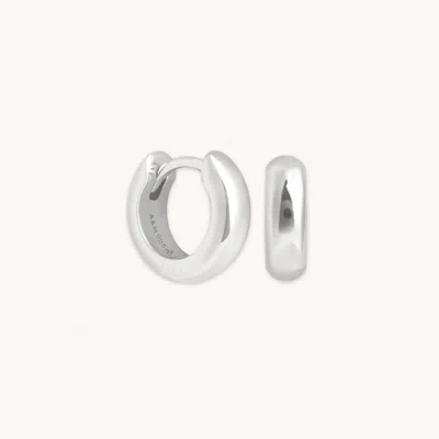 Astrid & Miyu Bold Essential Huggies In Silver