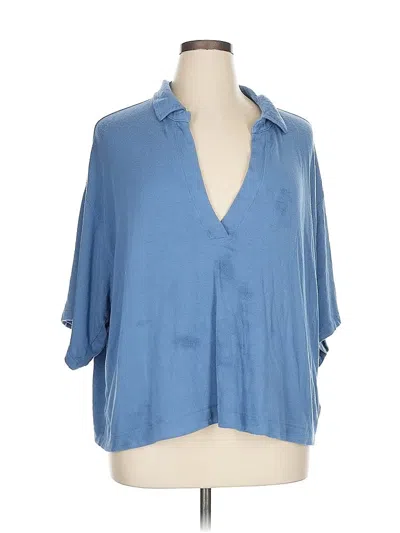 Pre-owned Athleta 3/4 Sleeve T-shirt In Blue