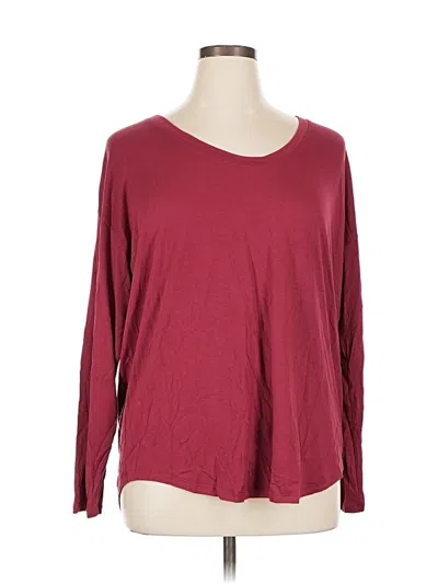 Pre-owned Athleta 3/4 Sleeve T-shirt In Burgundy