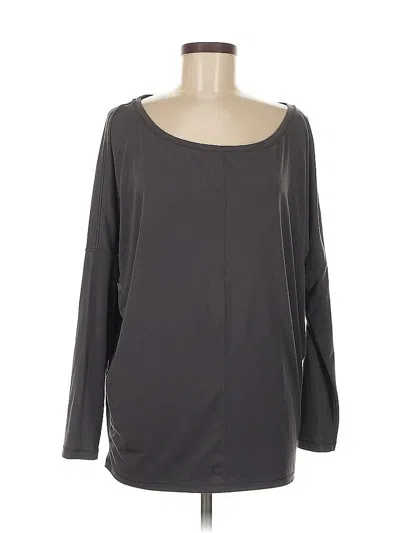 Pre-owned Athleta 3/4 Sleeve T-shirt In Gray