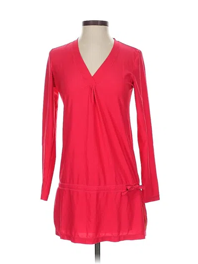 Pre-owned Athleta 3/4 Sleeve T-shirt In Red