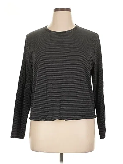 Pre-owned Athleta 3/4 Sleeve T-shirt In Gray