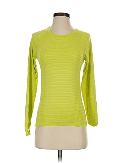 Pre-owned Athleta 3/4 Sleeve T-shirt In Green