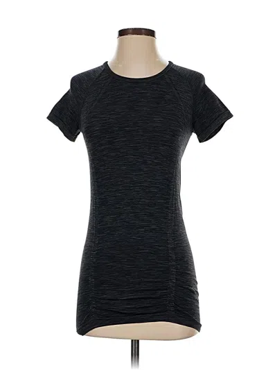 Pre-owned Athleta Active T-shirt In Black