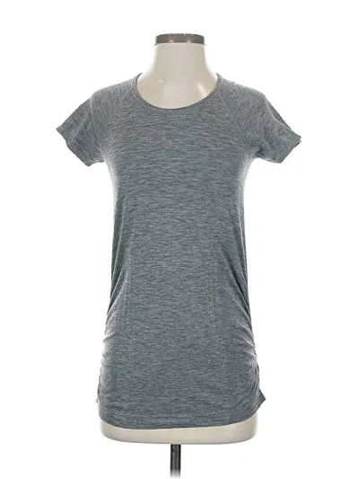 Pre-owned Athleta Active T-shirt In Gray