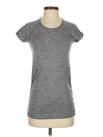 Pre-owned Athleta Active T-shirt In Gray