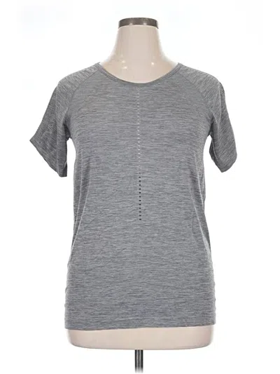 Pre-owned Athleta Active T-shirt In Gray