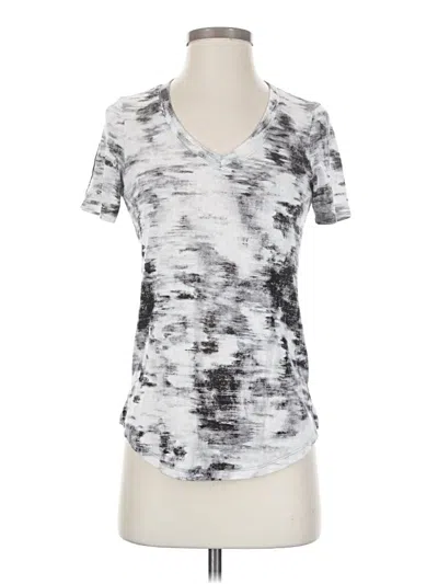 Pre-owned Athleta Active T-shirt In Silver