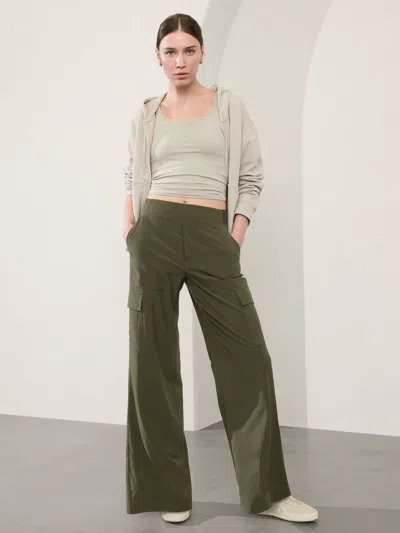 Athleta Brooklyn Heights High Rise Cargo Pant In Aspen Olive