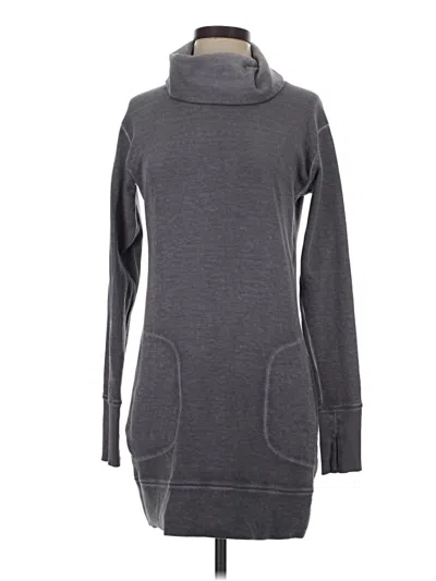 Pre-owned Athleta Casual Dress In Gray