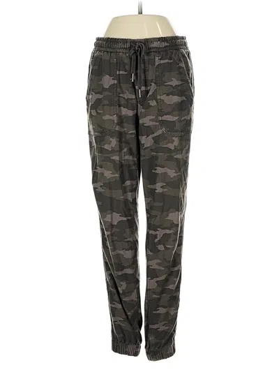 Pre-owned Athleta Casual Pants In Green