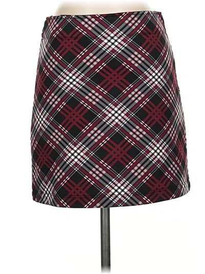 Pre-owned Athleta Casual Skirt In Burgundy
