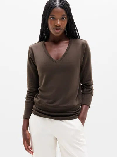 Athleta Coaster Luxe V-neck Sweatshirt In Truffle