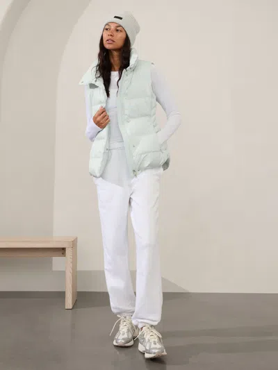 Athleta Downtown Puffer Vest In Glacier